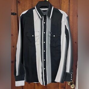 Wrangler Brushpopper Button Down Shirt